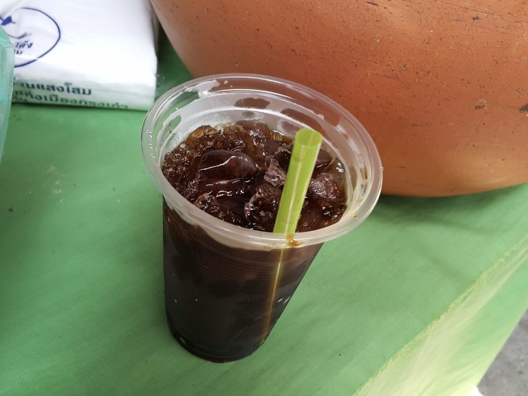タイの路上コーヒー(オリアン)