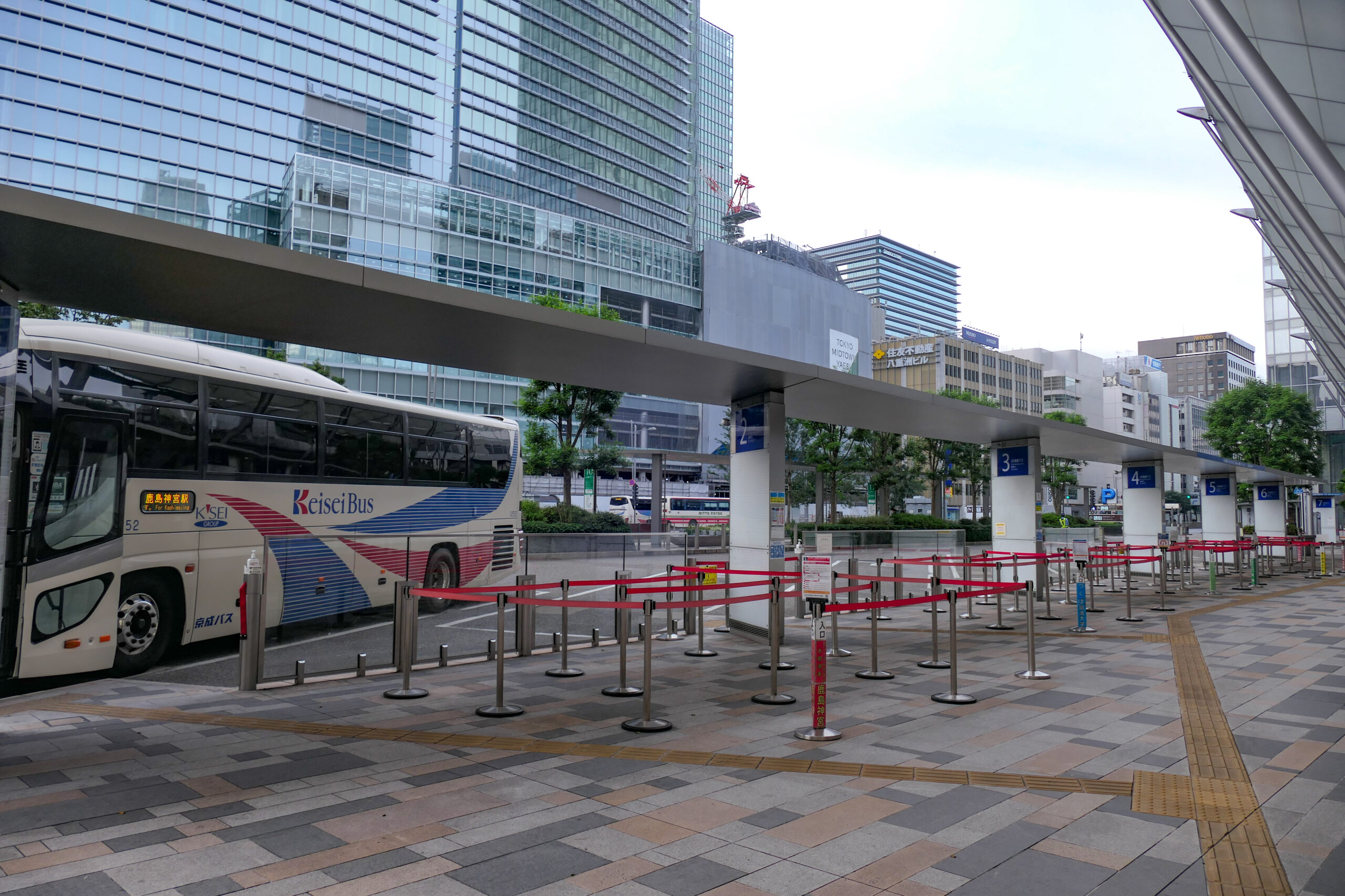 1万円で東京から最も遠くに行く方法を設計してみた!距離と原価 2 東京駅八重洲口の高速バス乗り場
