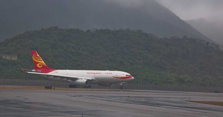 香港航空の機体