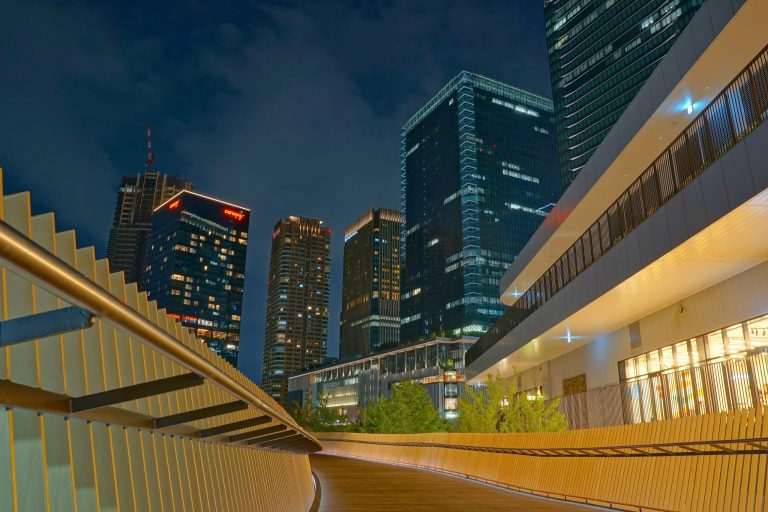 Booking Luxury Hotels in Japan: Where and When Rooms Run Out
