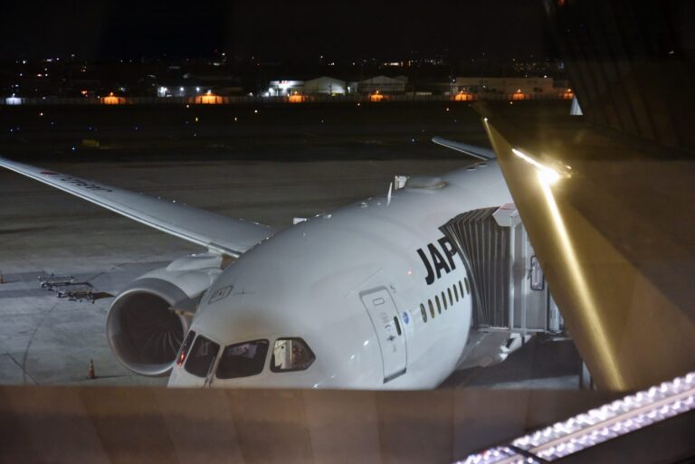 日本航空(JAL)のボーイング787型機旅客機